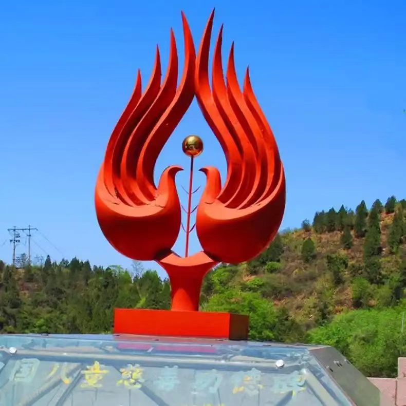 大型不锈钢雕塑包含上门安装服务吗？
